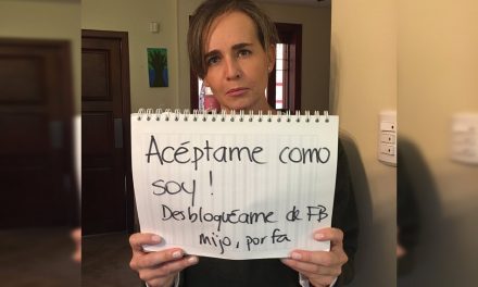 Mamá pide compartan su foto… ¡Para que su hijo la desbloquee de Facebook!