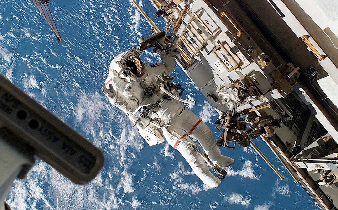 Imagen: Por sus dimensiones, la Estación Espacial Internacional es muy vulnerable ante los impactos