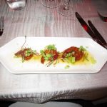 Camarones Adobados en Salsa de Mango y Aguacate