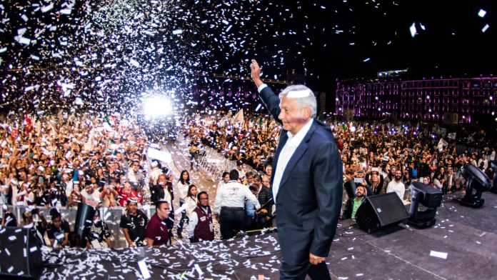 lopez-obrador-amlo-festejo