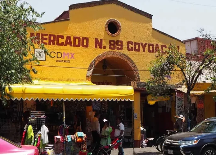 mercado de coyoacan