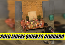 Hombre sin hogar hace ofrenda para sus muertos y conmueve a todo México