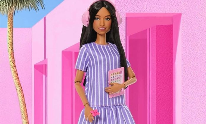 Mattel presenta su primera Barbie Autista