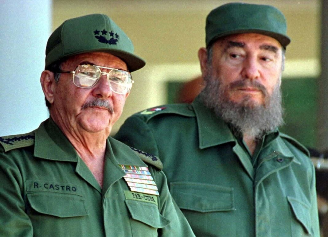 EU prepara posible imputación contra Raúl Castro por derribo de aviones