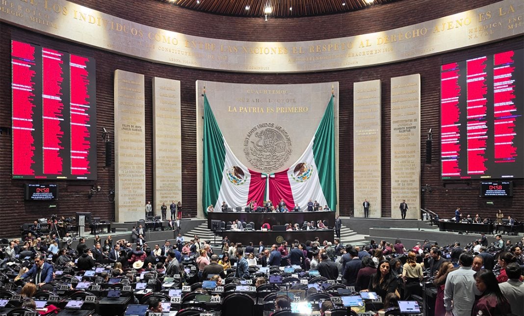 Diputados aprueban “Ley Antimemes”; alertan por posible censura