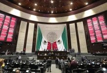 La propuesta estima ingresos totales por 10 billones 636 mil 488.1 millones de pesos.