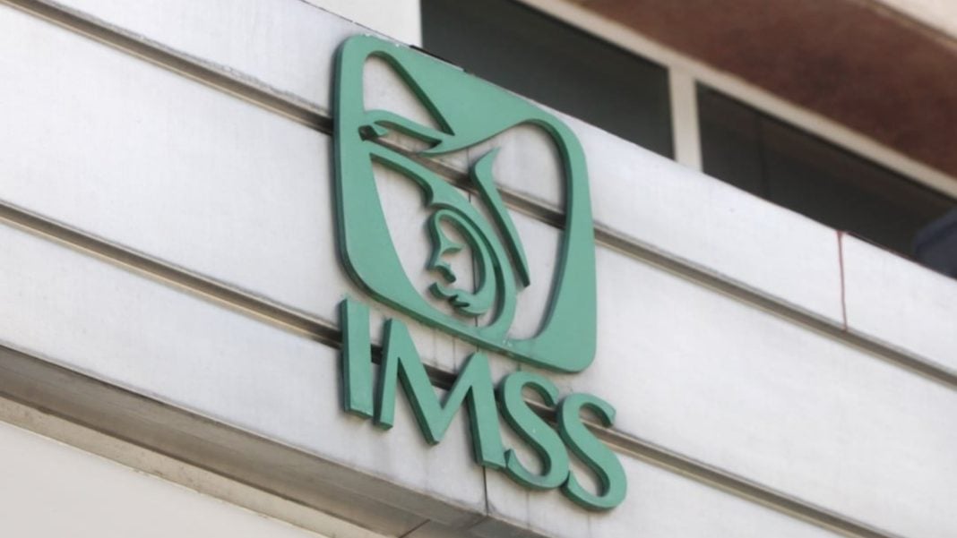 El IMSS anuncia 12 medidas en 120 días: más médicos, basificaciones, aumento salarial, equipo, medicamentos y cirugías para reducir rezagos.
