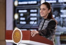 Su encuentro tiene lugar luego de que el lunes 5 de octubre, Sheinbaum Pardo le solicitó al funcionario norteamericano explicar su presencia en una actividad del Gobierno de Querétaro.